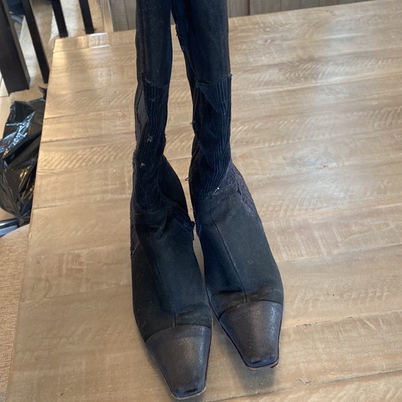 Knee high boots - Picture 2 of 8